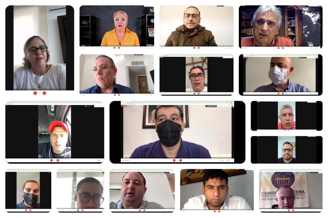 Collage aprobación sobretasa gasolina