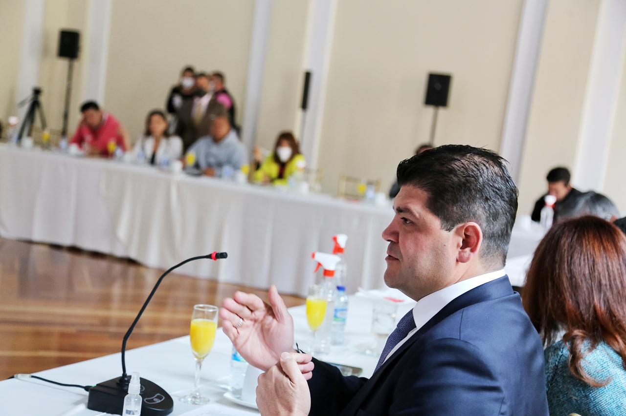 Desayuno con periodistas