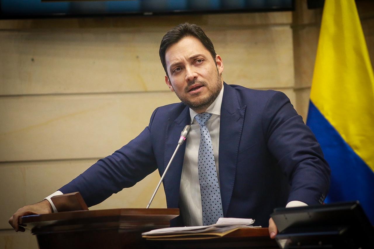 3cb5517d 0ff4 44cb 83b4 ed28152a94cd