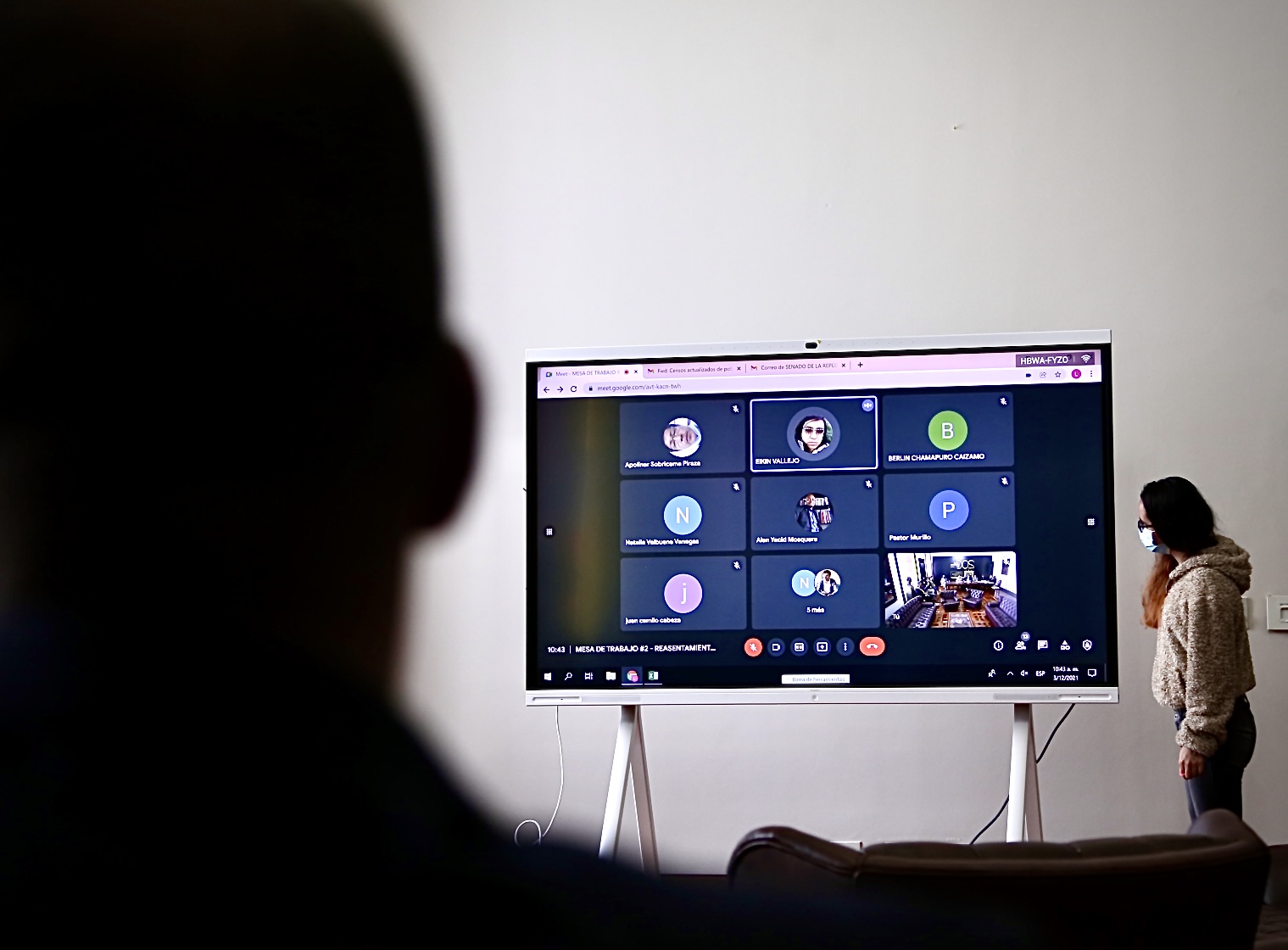 CB2F455B A6AC 4CAC 86D4 8B203ED90405